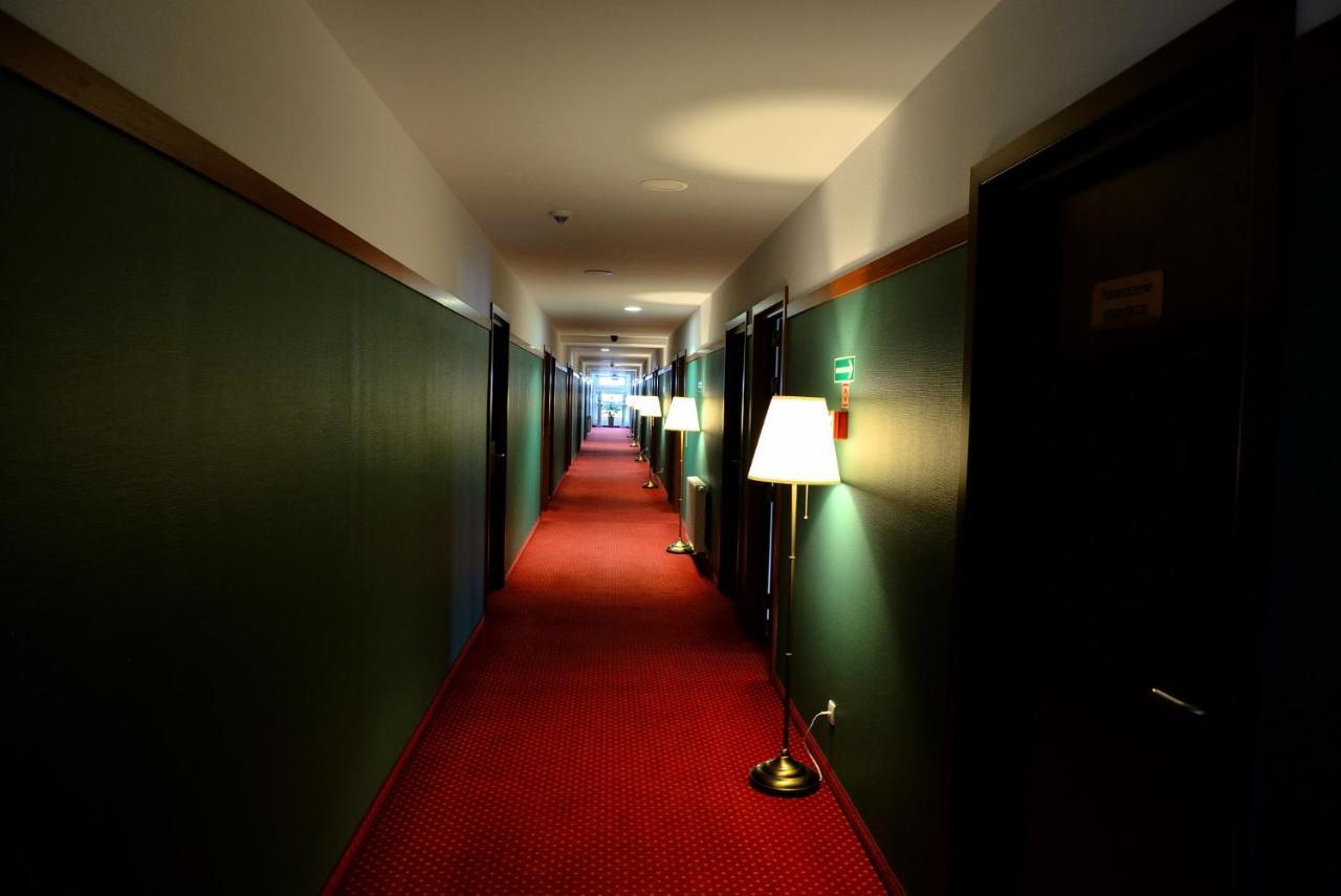 Quest Hotel - Dawniej Hotel Planeta Brzesko Exteriér fotografie